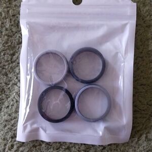 4 pk mens silicone rings. **